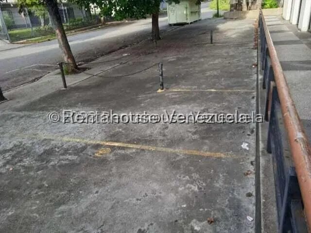 Comercial (Local Comercial) en Venta en La Urbina, Distrito Metropolitano - 46