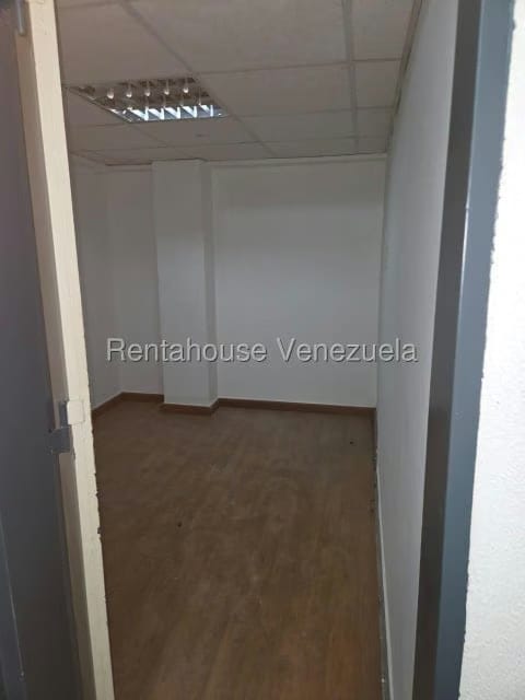 Comercial (Oficina) en Alquiler en La Trinidad, Distrito Metropolitano - 19