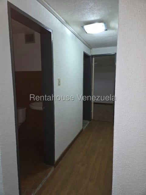 Comercial (Oficina) en Alquiler en La Trinidad, Distrito Metropolitano - 21