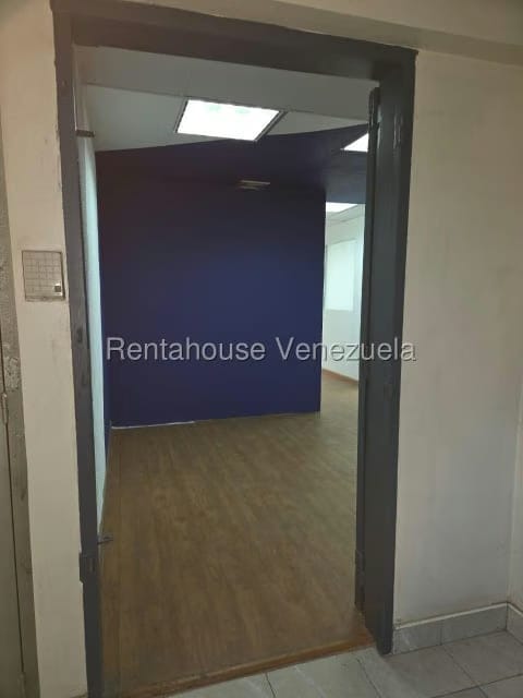 Comercial (Oficina) en Alquiler en La Trinidad, Distrito Metropolitano - 10