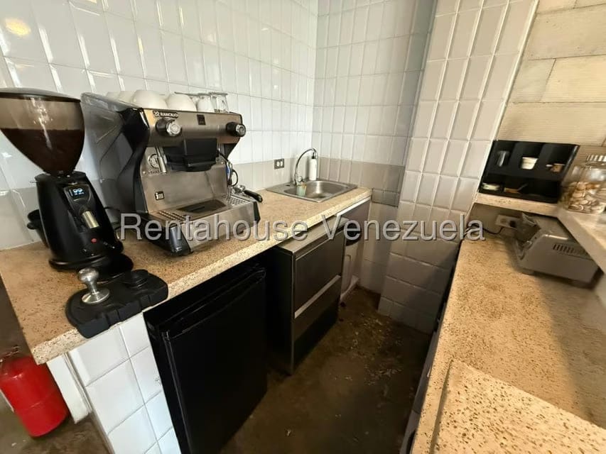 Negocios y Empresas (Alimentos y Bebidas) en Venta en Los Palos Grandes, Distrito Metropolitano - 13