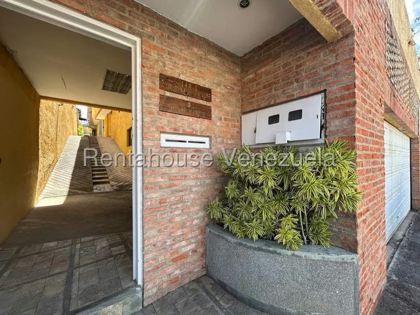 Casa (Multipes Niveles) en Venta en Miranda, Distrito Metropolitano