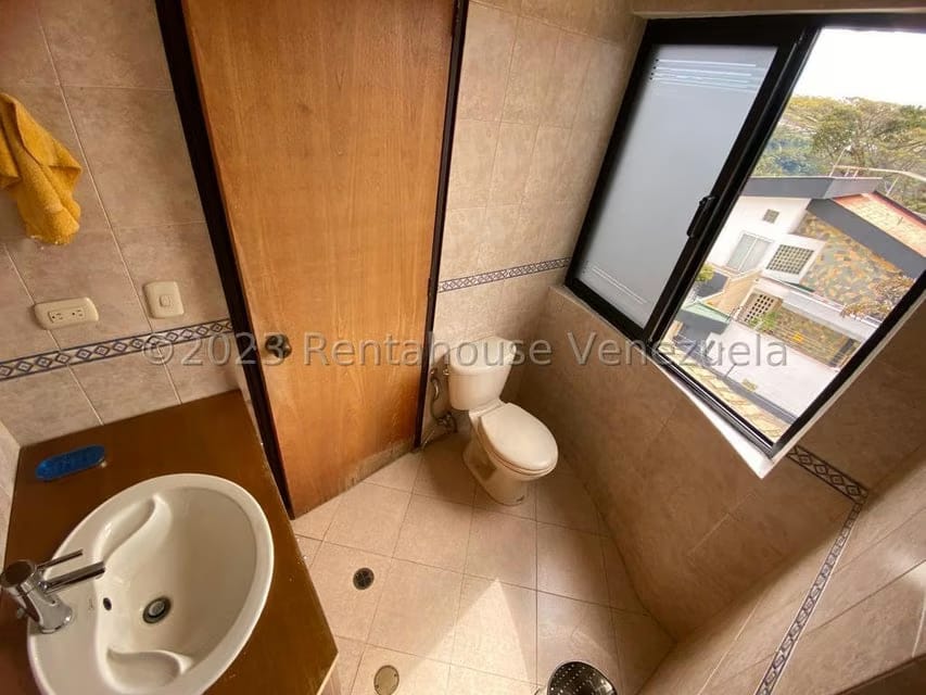 Casa (Multipes Niveles) en Venta en Miranda, Distrito Metropolitano - 22
