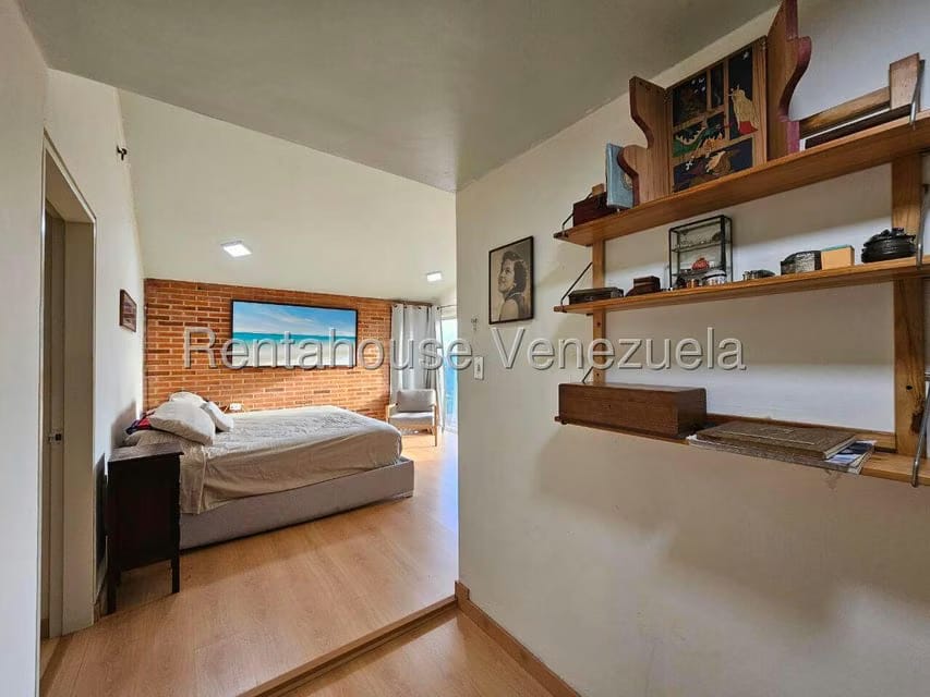 Casa (Duplex) en Venta en Alto Hatillo, Distrito Metropolitano - 24