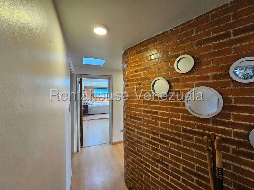 Casa (Duplex) en Venta en Alto Hatillo, Distrito Metropolitano - 28