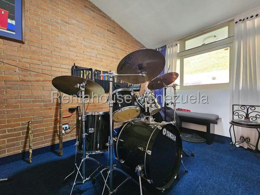 Casa (Duplex) en Venta en Alto Hatillo, Distrito Metropolitano - 32