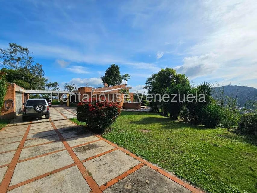 Casa (Duplex) en Venta en Alto Hatillo, Distrito Metropolitano - 37