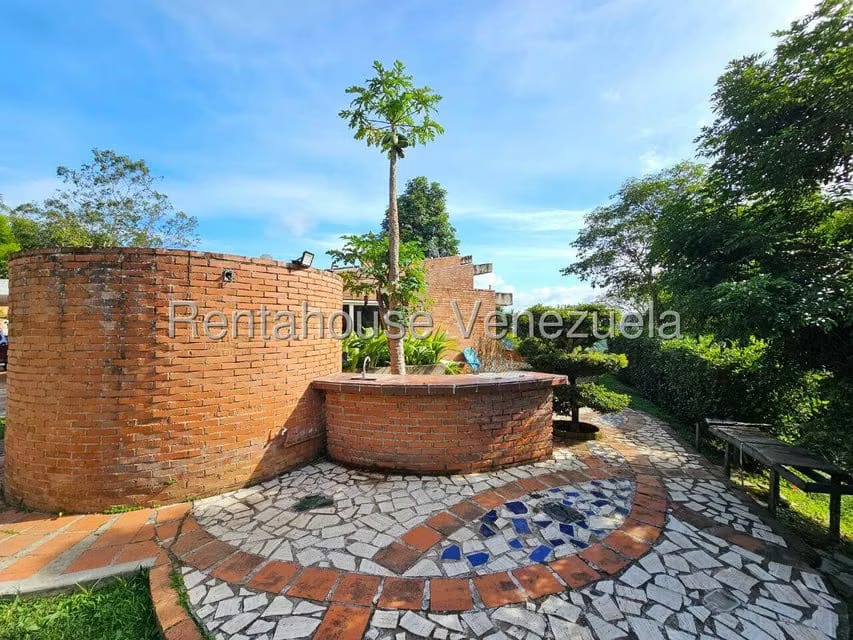 Casa (Duplex) en Venta en Alto Hatillo, Distrito Metropolitano - 41