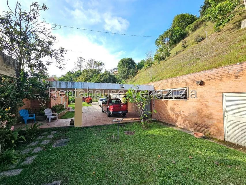 Casa (Duplex) en Venta en Alto Hatillo, Distrito Metropolitano - 51