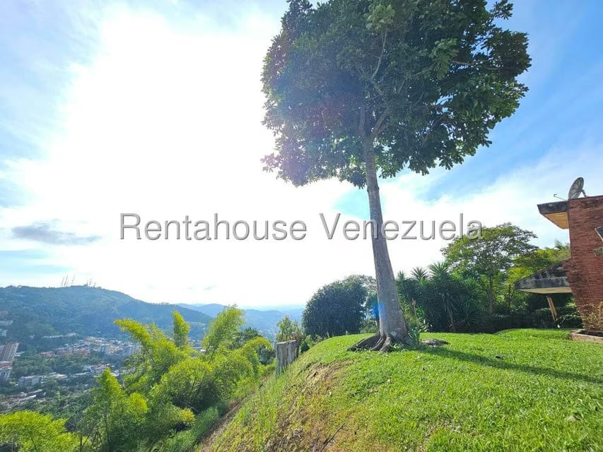 Casa (Duplex) en Venta en Alto Hatillo, Distrito Metropolitano - 55