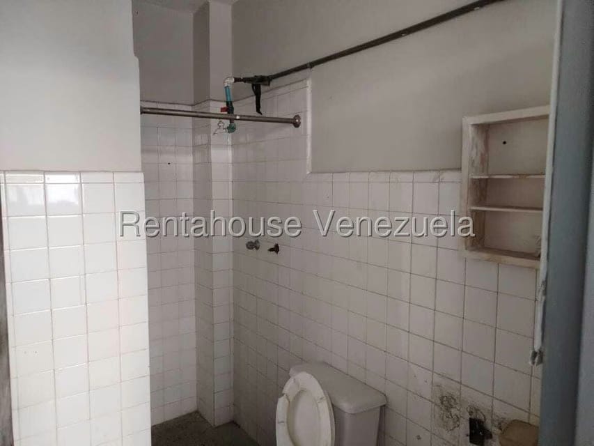 Comercial (Oficina) en Alquiler en Centro, Carabobo - 12
