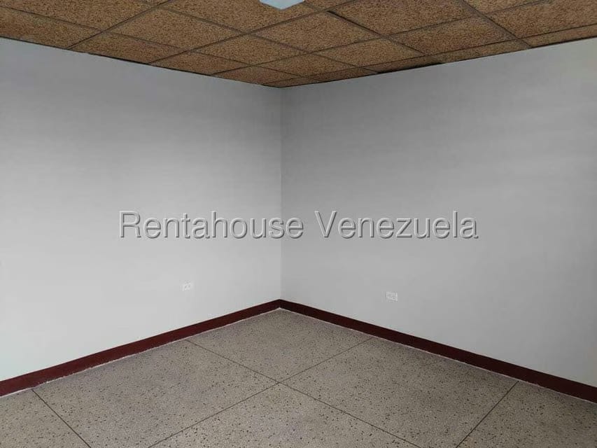 Comercial (Oficina) en Alquiler en Centro, Carabobo - 13