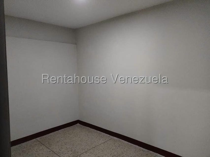 Comercial (Oficina) en Alquiler en Centro, Carabobo - 17