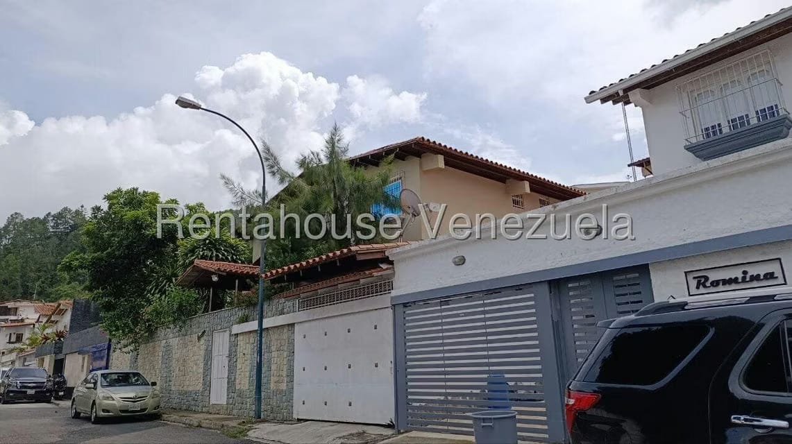 Casa (Duplex) en Venta en Alto Prado, Distrito Metropolitano - 2