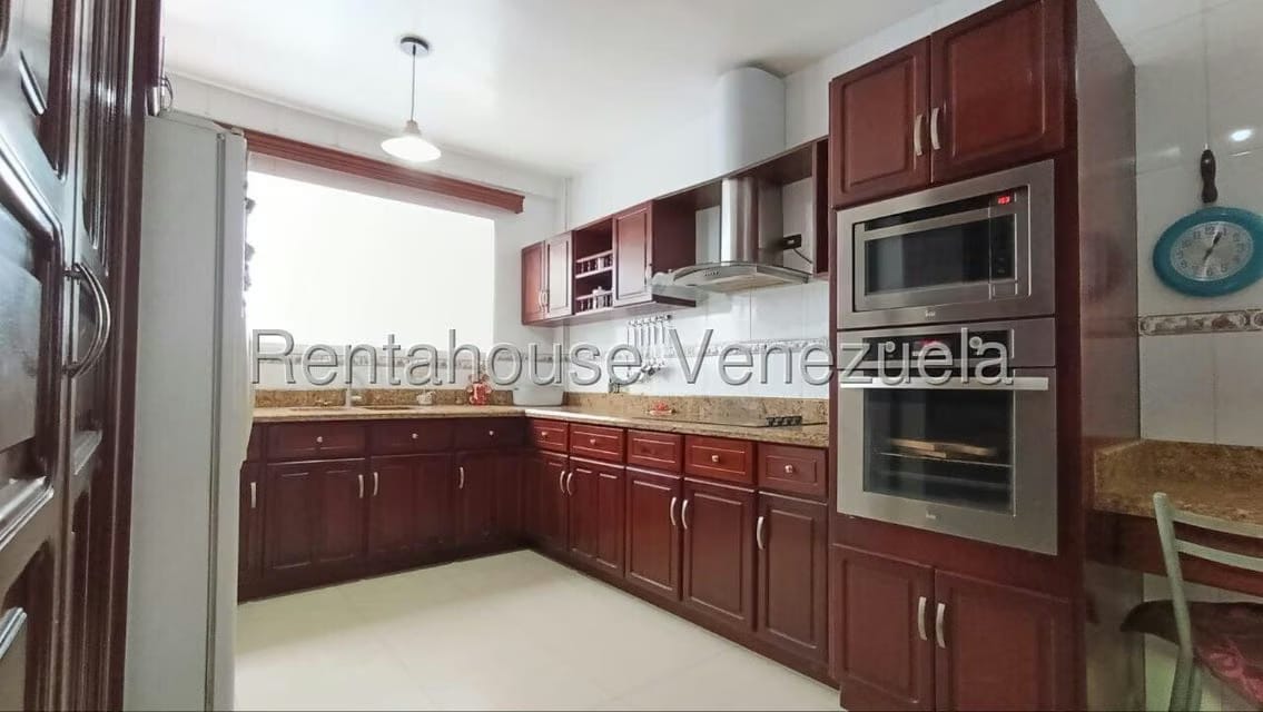 Casa (Duplex) en Venta en Alto Prado, Distrito Metropolitano - 25