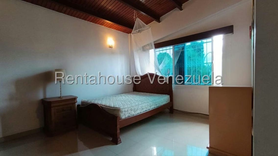 Casa (Duplex) en Venta en Alto Prado, Distrito Metropolitano - 35