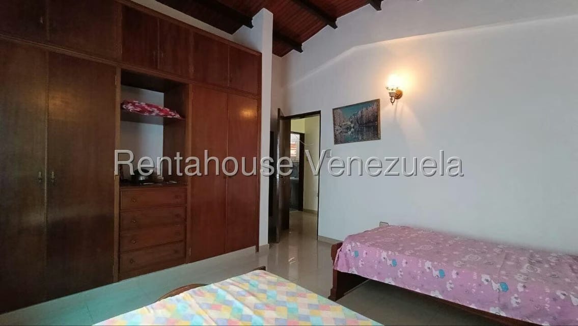 Casa (Duplex) en Venta en Alto Prado, Distrito Metropolitano - 36