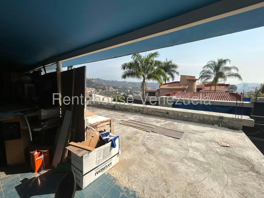 Casa (1 Nivel) en Venta en Prados del Este, Distrito Metropolitano - 4