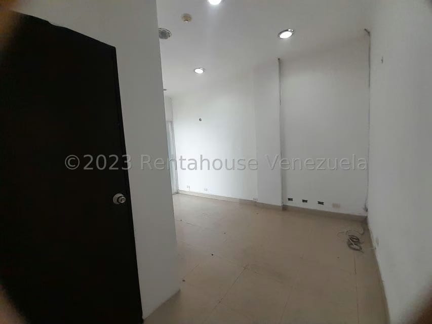 Comercial (Local Comercial) en Venta en La Piedad Norte, Lara - 14