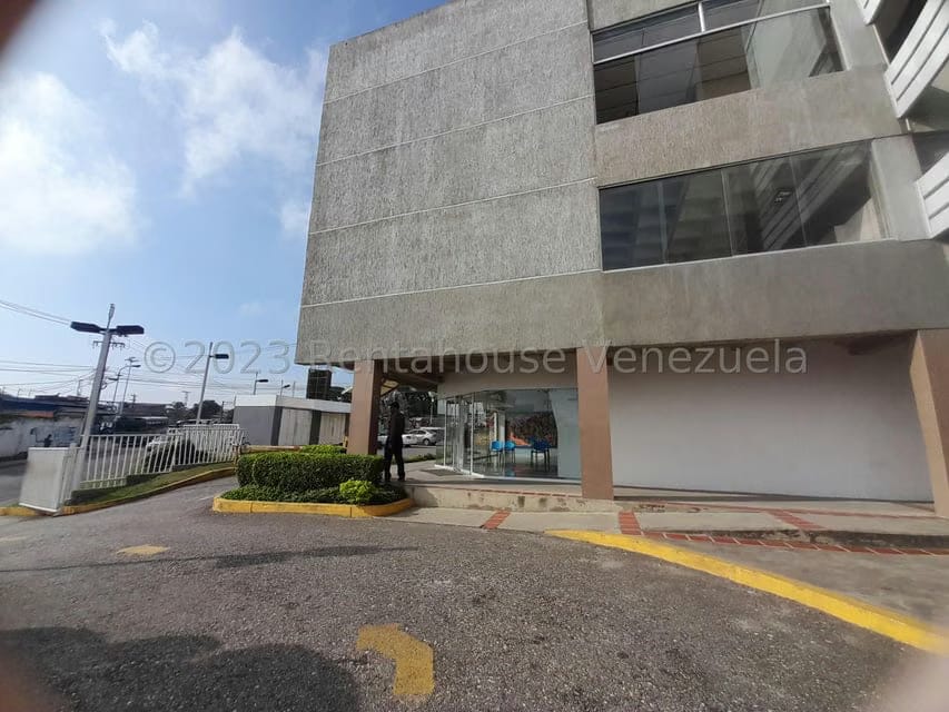 Comercial (Local Comercial) en Venta en La Piedad Norte, Lara - 24