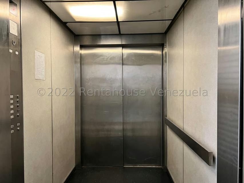 Comercial (Edificio) en Venta en Prado de Maria, Distrito Metropolitano - 2