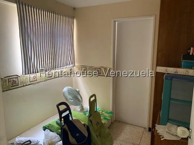 Apartamento (1 Nivel) en Alquiler en Montalban II, Distrito Metropolitano - 14