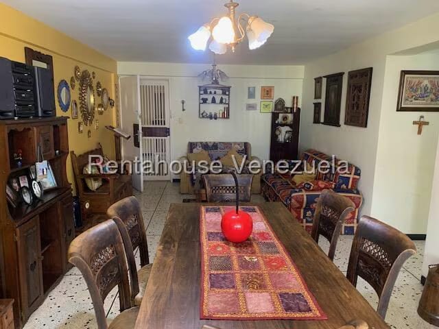 Apartamento (1 Nivel) en Alquiler en Montalban II, Distrito Metropolitano - 4