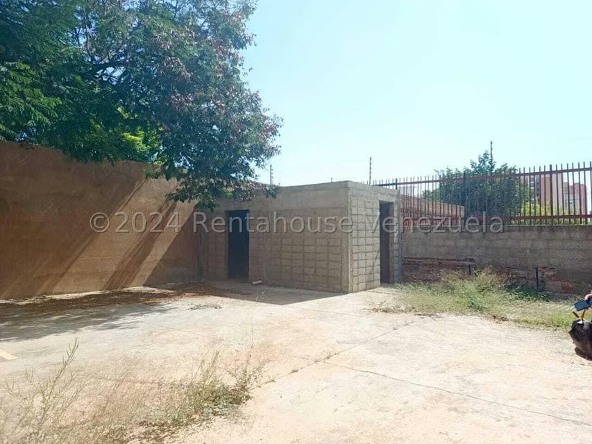 Comercial (Local Comercial) en Venta en Calle 72, Zulia - 20