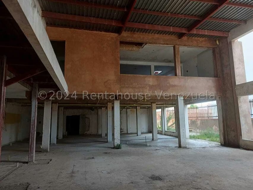 Comercial (Local Comercial) en Venta en Calle 72, Zulia - 4