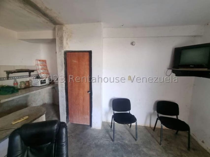 Terreno (Comercial) en Venta en Zona Este, Lara - 12