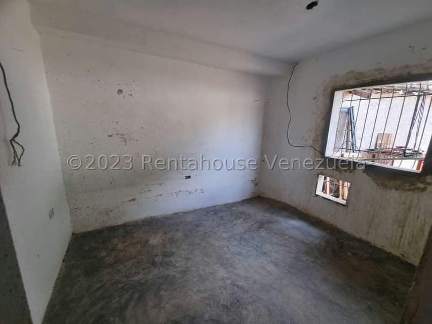 Terreno (Comercial) en Venta en Zona Este, Lara - 26