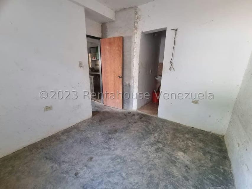 Terreno (Comercial) en Venta en Zona Este, Lara - 4