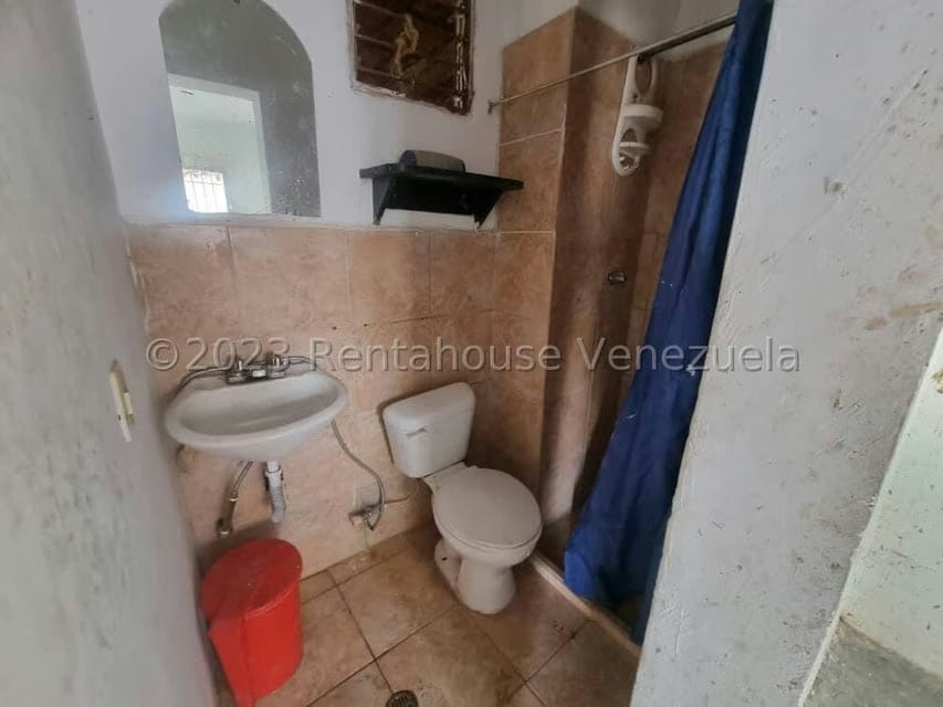 Terreno (Comercial) en Venta en Zona Este, Lara - 31