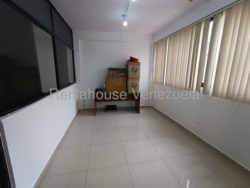 Comercial (Local Comercial) en Venta en Parroquia Altagracia, Distrito Metropolitano - 12