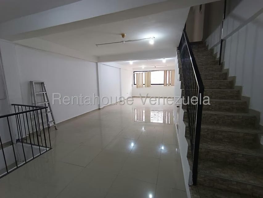 Comercial (Local Comercial) en Venta en Parroquia Altagracia, Distrito Metropolitano - 4