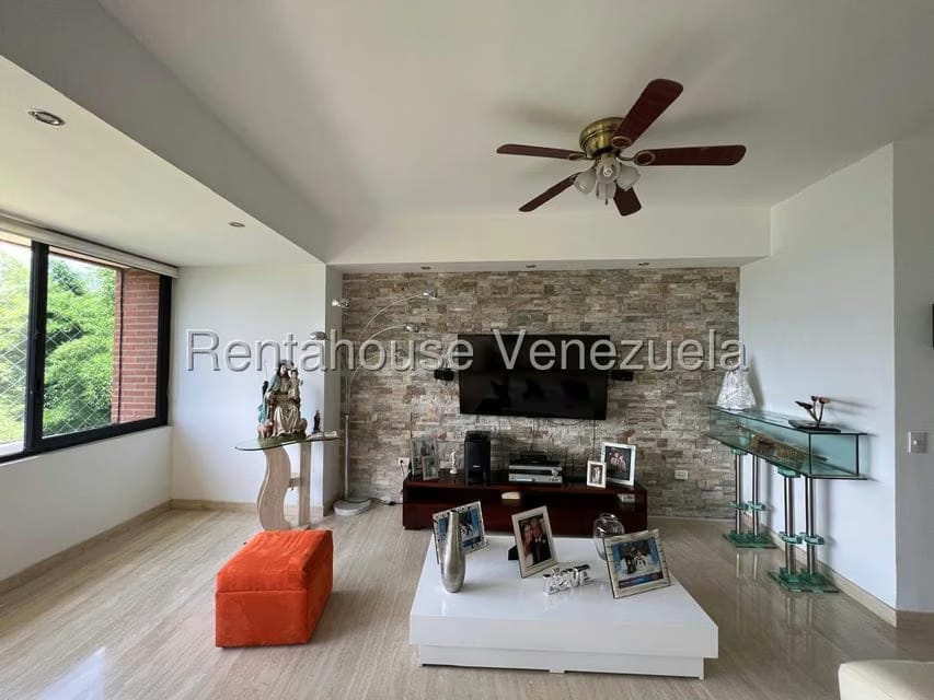 Apartamento (1 Nivel) en Alquiler en Monterrey, Distrito Metropolitano - 3