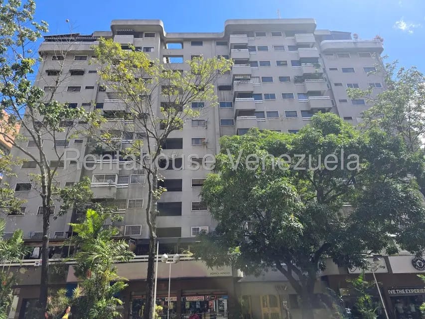 Apartamento (1 Nivel) en Alquiler en El Rosal, Distrito Metropolitano