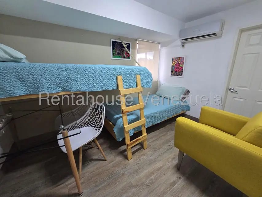 Apartamento (1 Nivel) en Alquiler en El Rosal, Distrito Metropolitano - 16
