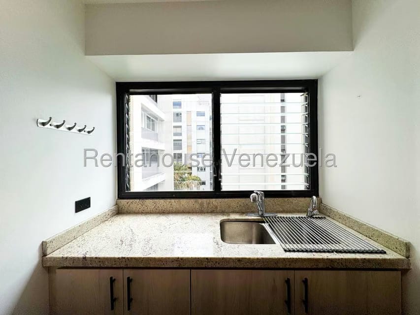 Apartamento (1 Nivel) en Venta en Los Chorros, Distrito Metropolitano - 16
