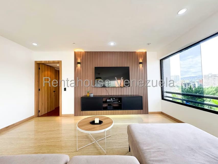Apartamento (1 Nivel) en Venta en Los Chorros, Distrito Metropolitano - 37