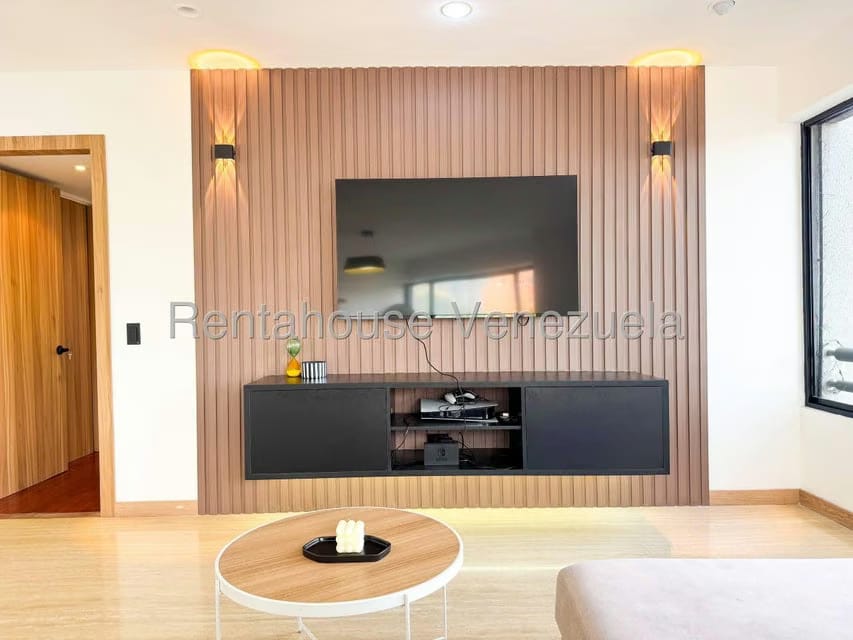 Apartamento (1 Nivel) en Venta en Los Chorros, Distrito Metropolitano - 38