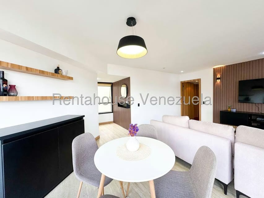 Apartamento (1 Nivel) en Venta en Los Chorros, Distrito Metropolitano - 42