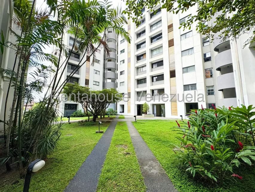 Apartamento (1 Nivel) en Venta en Los Chorros, Distrito Metropolitano - 56