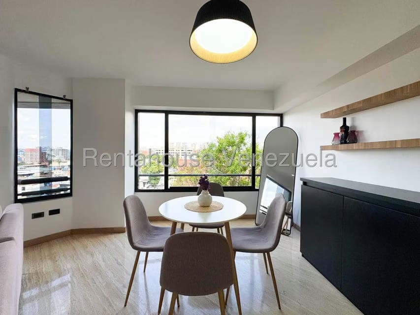 Apartamento (1 Nivel) en Venta en Los Chorros, Distrito Metropolitano - 7