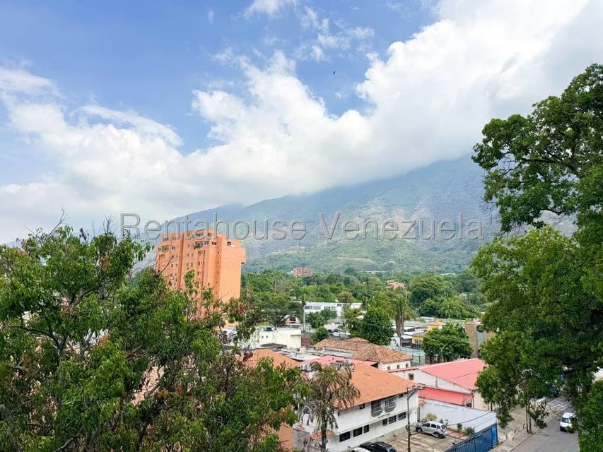 Apartamento (1 Nivel) en Venta en Los Chorros, Distrito Metropolitano - 9