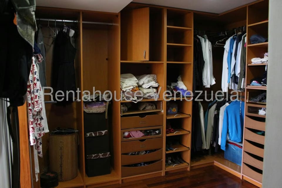 Casa (Duplex) en Venta en Club de Campo, Miranda - 27