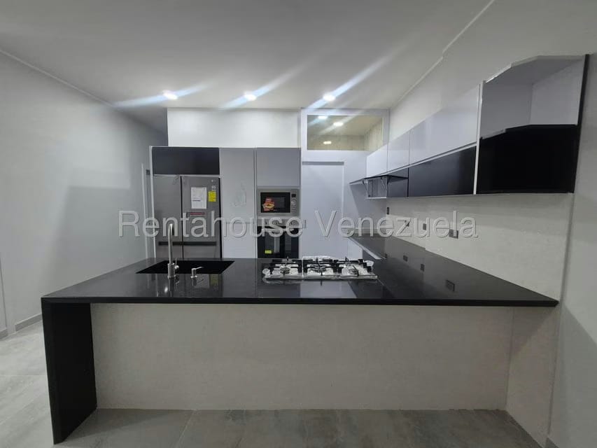 Apartamento (1 Nivel) en Venta en Chalet Country, Carabobo - 11