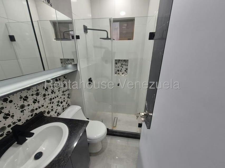 Apartamento (1 Nivel) en Venta en Chalet Country, Carabobo - 26