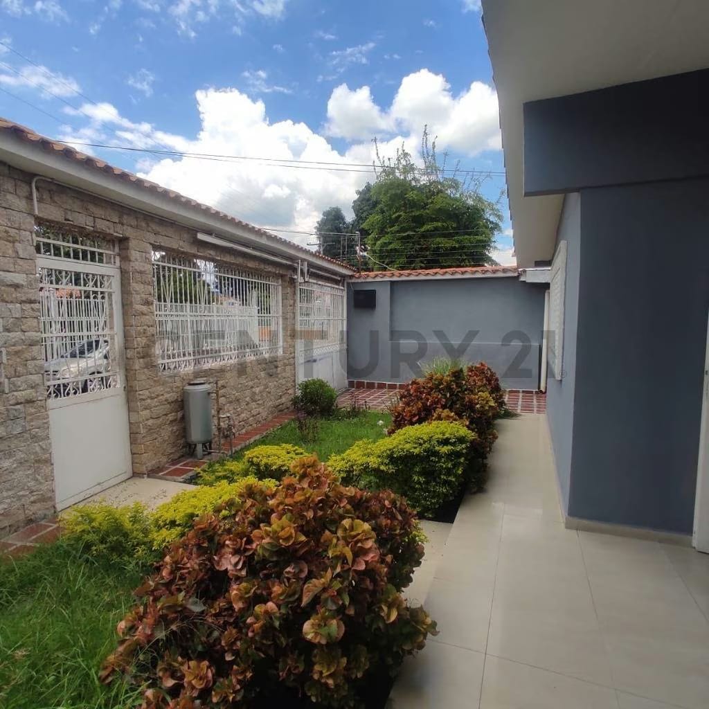 Casa en Venta Fundación Mendoza Maracay - 3