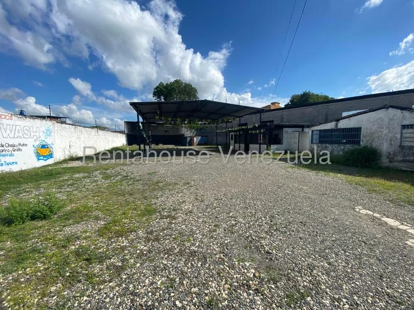 Terreno (Comercial) en Venta en Centro, Portuguesa - 2